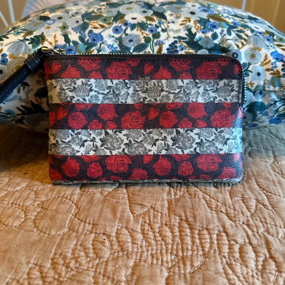 Coach Stripes corner zip Wallet/ wristlet